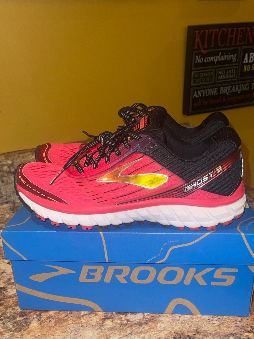 Brooks Ghost 9 Womens Running Sneakers in Pink and Black with Yellow Accent - Picture 3 of 7